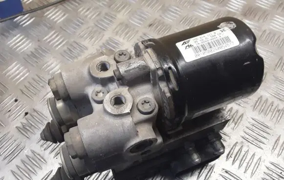 Volkswagen Sharan ABS Pump 7M0614111B 95VW2L580CA 10020300244