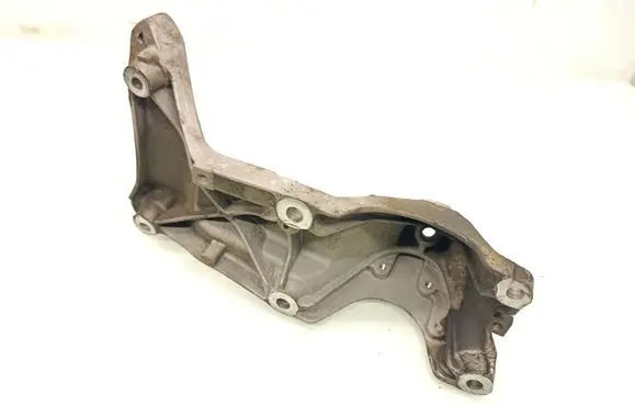 Audi A7 S7 4G Engine mounting bracket 4G0199307