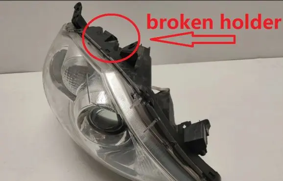 Toyota Auris 150 Headlight/headlamp 8113002A40 89904588