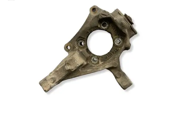 Volvo V70 Front wheel hub 9461944