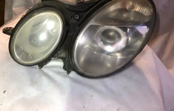 Mercedes-Benz E W211 Headlight/headlamp 15435900