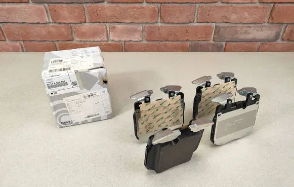 BMW X5 G05 Brake pads (front) 6889585 6888459 6883510