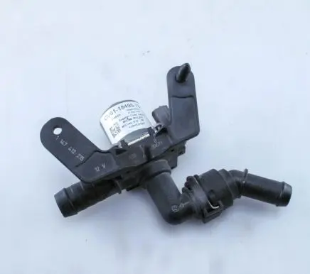 Ford Kuga II Electric auxiliary coolant/water pump