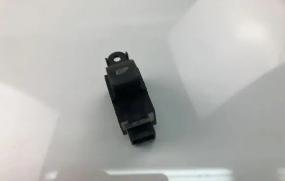 Other switches/knobs/shifts