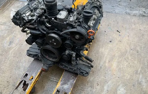 Audi A6 S6 C6 4F Engine