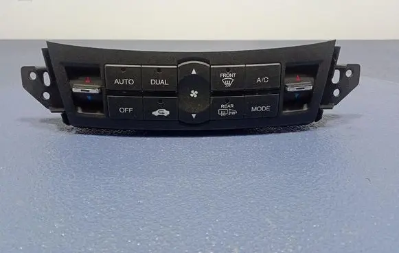 Honda Accord Climate control unit D08Y4