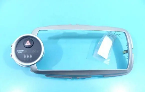 Toyota Yaris Panel trim 86451-0D010 IMPRK1173614