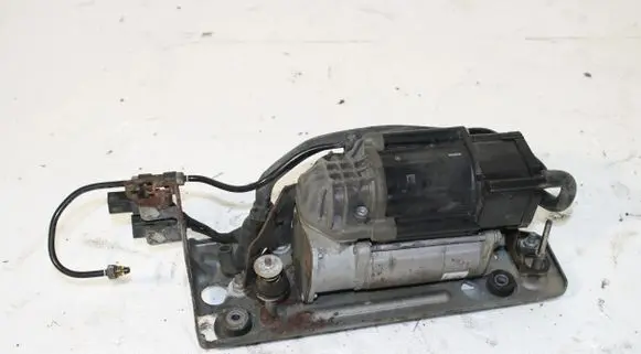 Mercedes-Benz E W213 Air suspension compressor/pump A2133202701