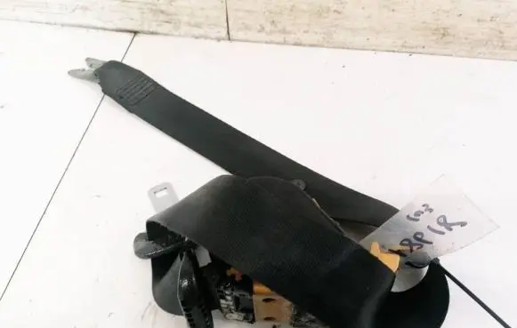 Renault Megane II Front seatbelt