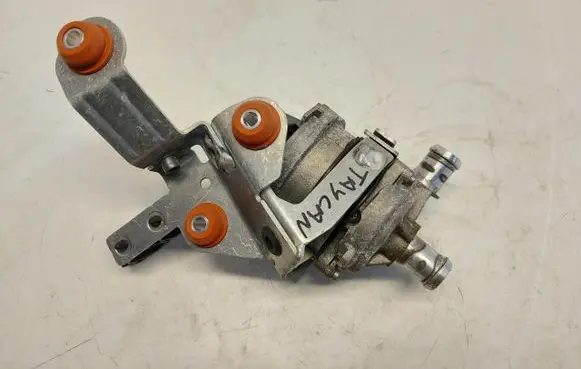Porsche Taycan 9J1 Water pump 9J1165567FJLK01