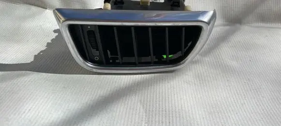 Porsche Cayenne (92A) Rear air vent grill 4598004001 503642 7P5819204