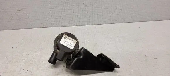 Volkswagen Touareg I Electric auxiliary coolant/water pump 7L0965561 7L6121079A