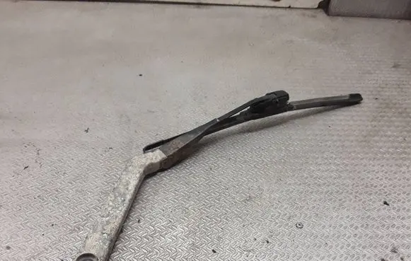 Nissan X-Trail T30 Rear wiper blade 