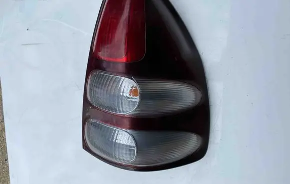Toyota Land Cruiser (J120) Rear/tail lights P2327