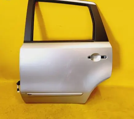 Nissan Note (E11) Rear door 