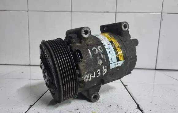 Renault Laguna II Air conditioning (A/C) compressor (pump) 01140018 8200309193 07214031058