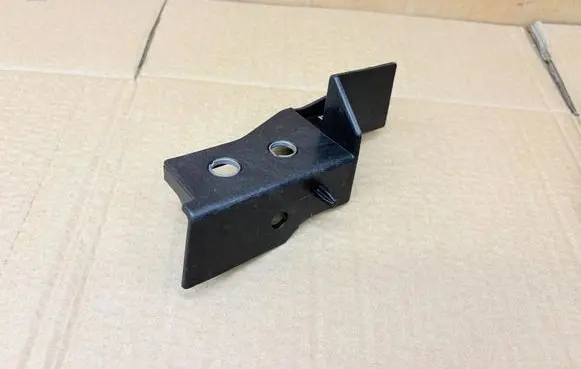 Renault Master III Headlight/headlamp mounting bracket 622215034R 077123