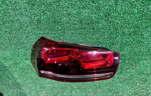 Citroen C4 II Rear/tail lights