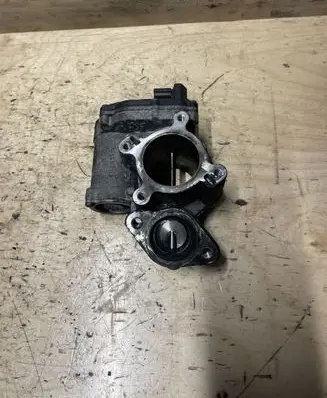 Renault Master III EGR valve H8200987088 8200796674