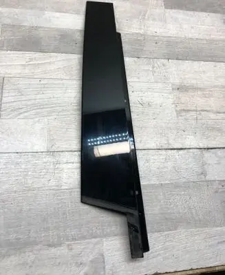 Mercedes-Benz E W212 Other front door trim element 2126900287
