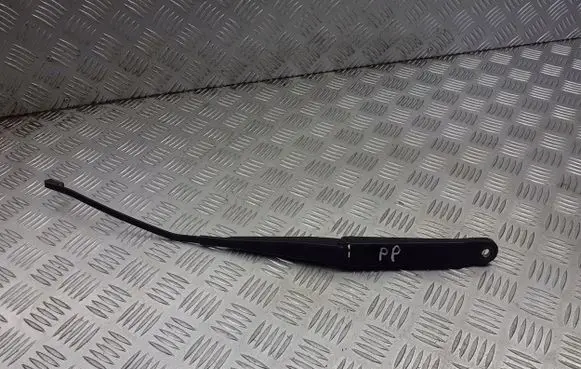 Fiat Punto (188) Front wiper blade arm