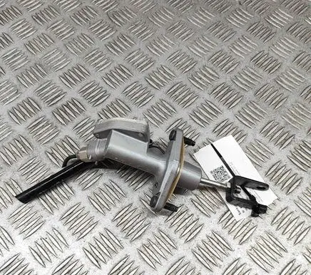 Clutch slave cylinder