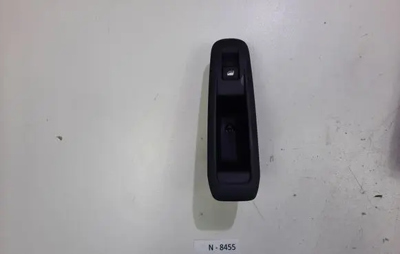Peugeot 308 Electric window control switch 96762292ZD