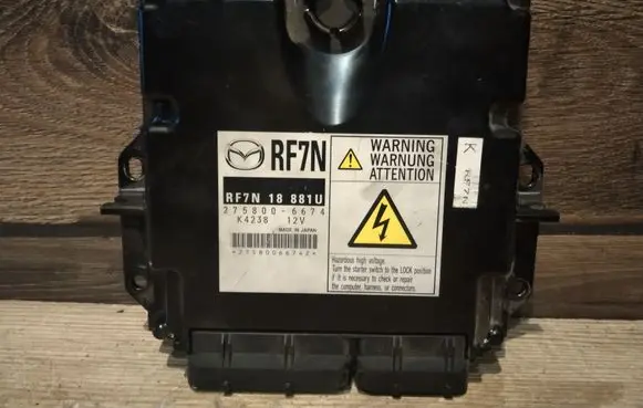 Mazda 5 Engine control unit/module 2758006674 RF7N18881U