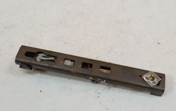 Peugeot 407 Seat belt adjustment rail 7371C13405