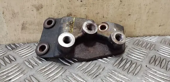 Hyundai ix35 Driveshaft support bearing bracket 