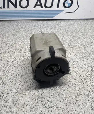 BMW 5 E39 Ignition lock contact 8363706