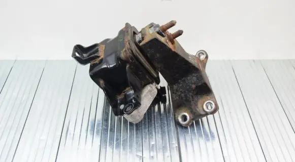 KIA Optima Engine mount bracket 2183001070 LCVB0085
