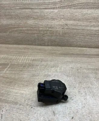 Peugeot 407 Air flap motor/actuator 4PUH19E616AC