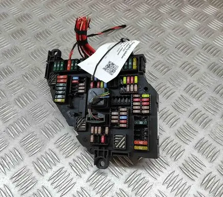 BMW 7 F01 F02 F03 F04 Fuse box set 9210857