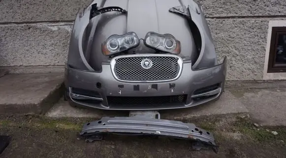 Jaguar XF X250 Front piece kit 