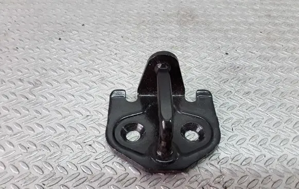 Ford C-MAX I Front door lock loop/hook striker 