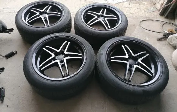 Volkswagen Touareg I R20 alloy rim 
