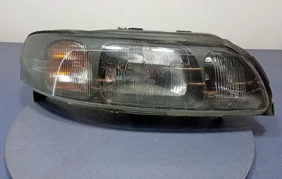 Volvo S60 Headlight/headlamp