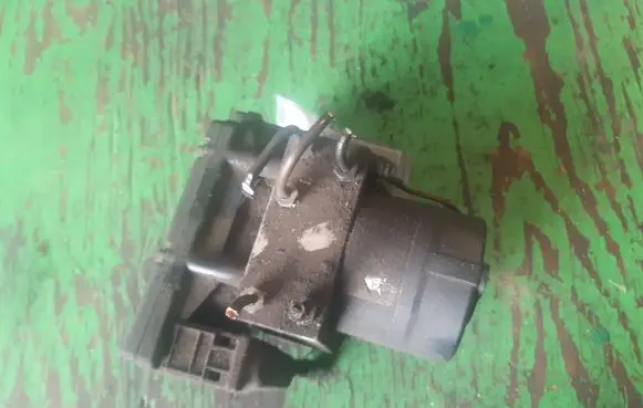 Mercedes-Benz C W202 ABS Pump