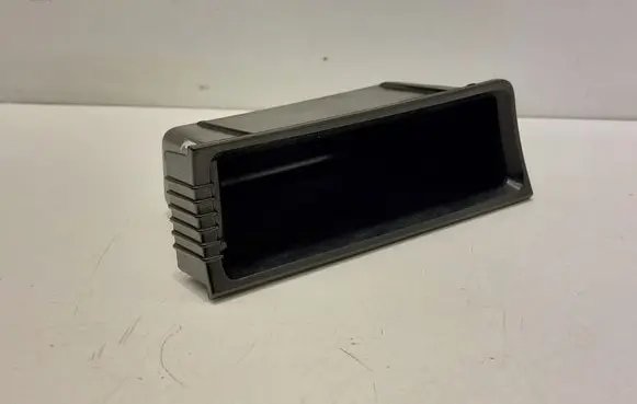 Volkswagen PASSAT B6 Car ashtray 3C0863077