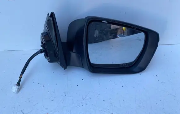 Front door electric wing mirror