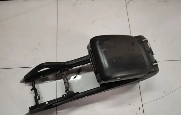 Porsche Cayenne (9PA) Center console 