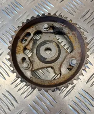 Renault Clio III Camshaft pulley/ VANOS 585577