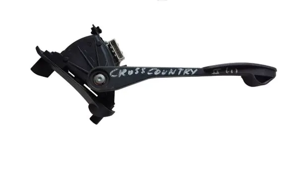 Volvo V70 Accelerator throttle pedal 30636003