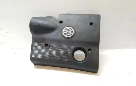 Volkswagen PASSAT B5 Engine cover (trim) 06B103935J