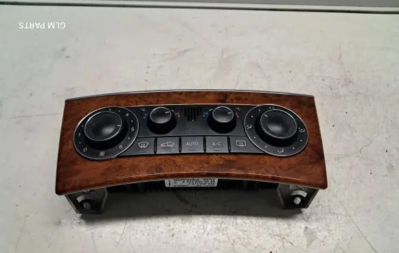Mercedes-Benz CLK A209 C209 Climate control unit A2038304085