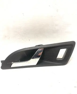 Skoda Yeti (5L) Rear door interior handle 1Z0839247