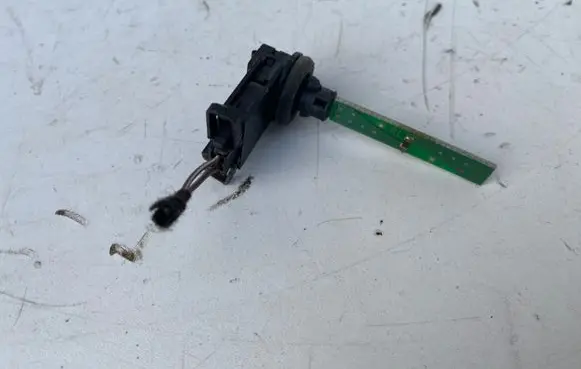Interior temperature sensor