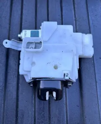 Infiniti FX Tailgate/trunk/boot lock/catch/latch 905520AQ000 2178404A 10305