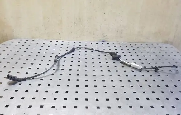 Audi A3 S3 8P Rear ABS sensor wiring 1K0927904AT